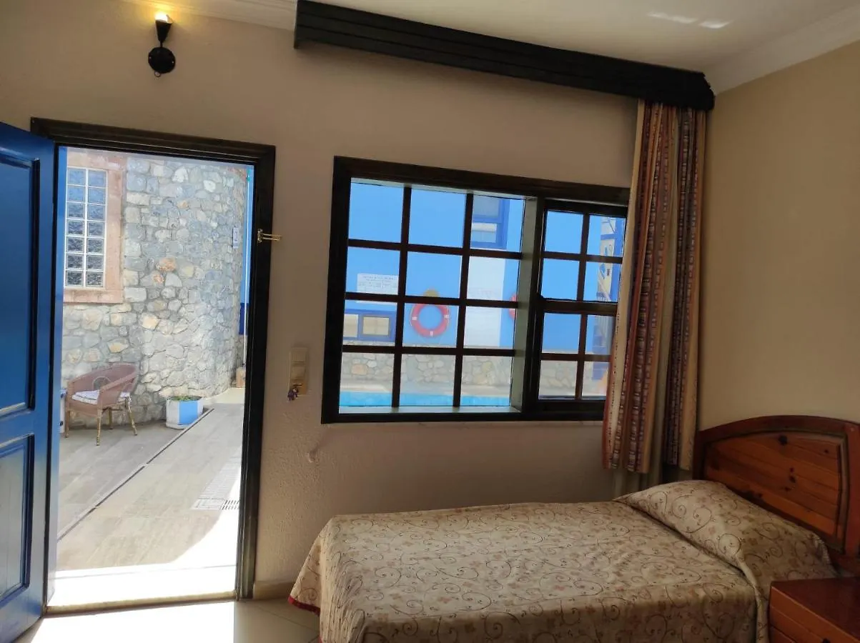Belle Vue Hotel Ölüdeniz Fethiye 4*,  Türkiye